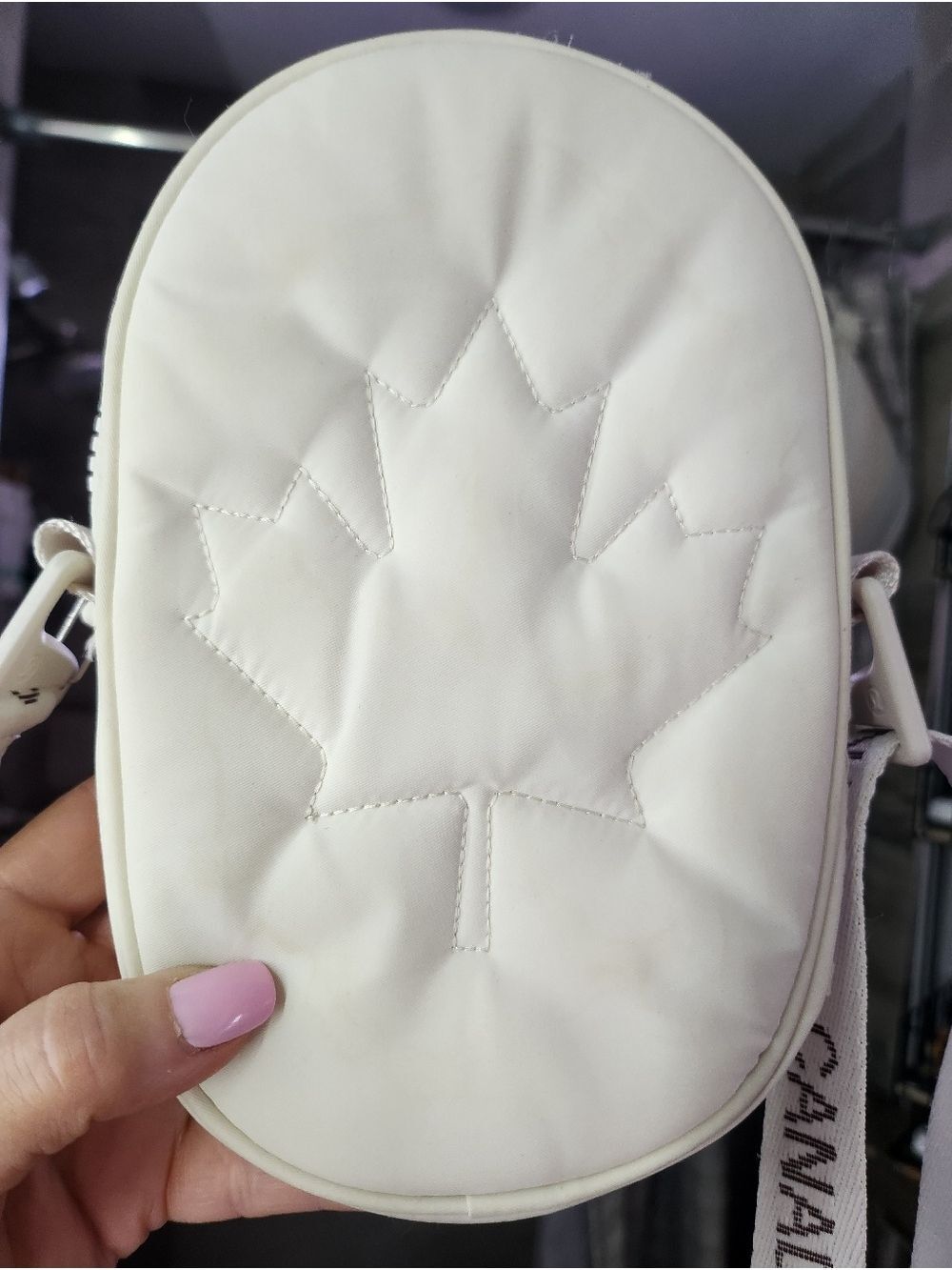 Lululemon Team  Canada Olympic Legacy Crossbody Bag - Picture 11 of 11